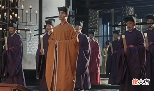【历史故事】宋朝皇帝好难给妃子涨工资被部下驳回，发布圣旨得四个部门批准