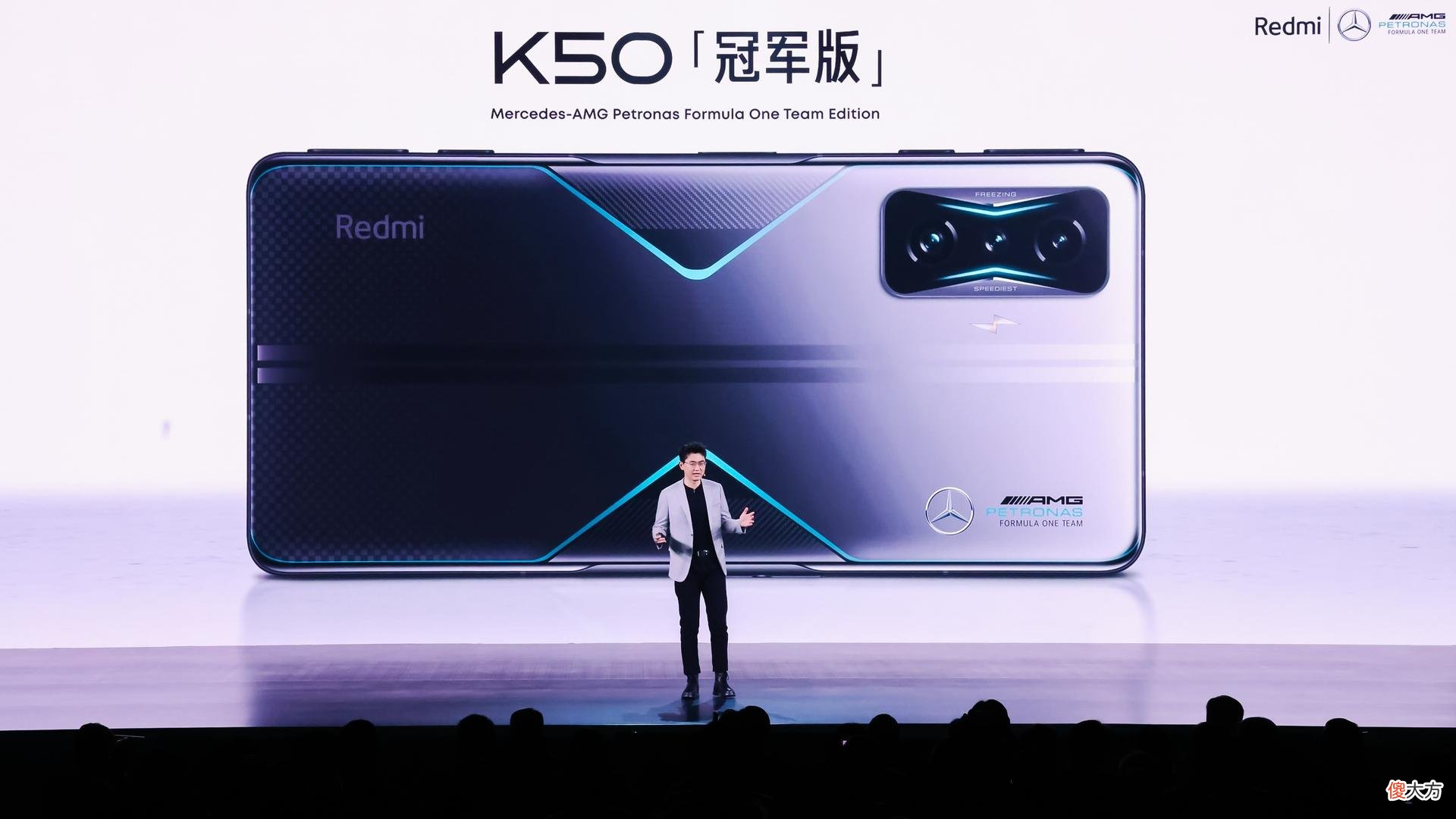 2022年换机指南，这3款手机性能强悍且价格降到位了，三年不过时