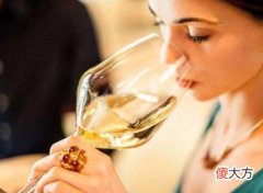 葡萄酒能治疗感冒吗 葡萄酒治感冒的原理