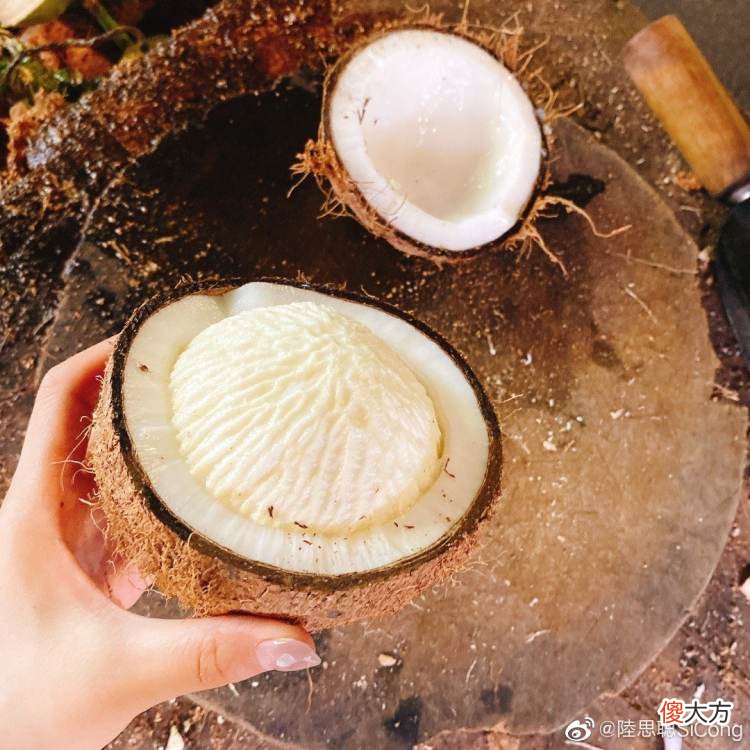 椰子救了瑞幸 生椰拿铁救了瑞幸