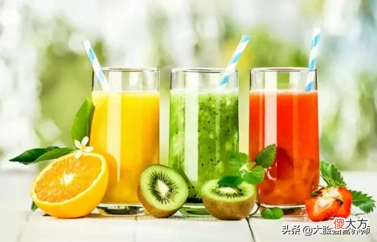 喝鲜榨果汁等于吃水果 喝鲜榨果汁等于吃水果吗