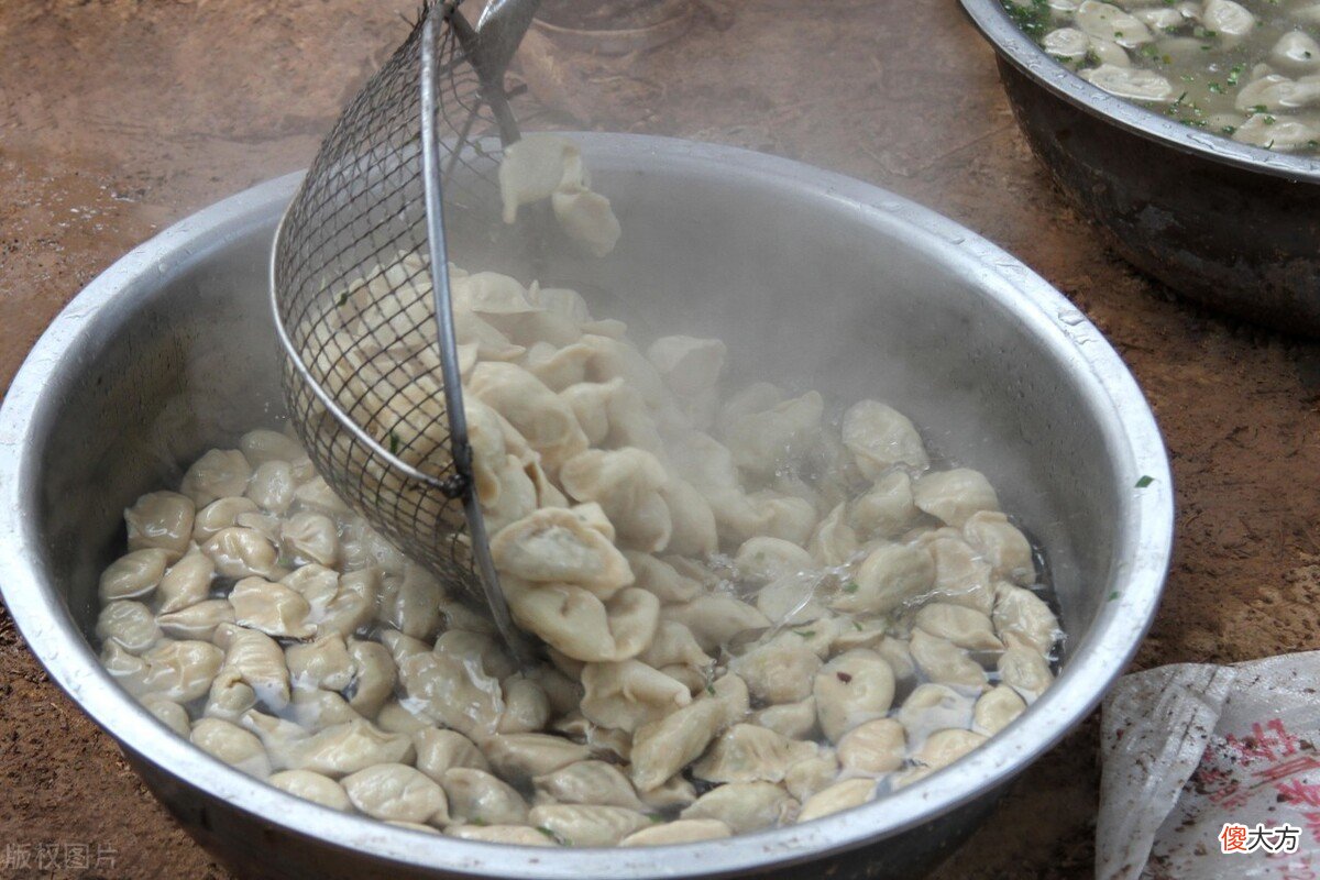 速冻饺子要煮多长时间 速冻饺子大概煮多长时间
