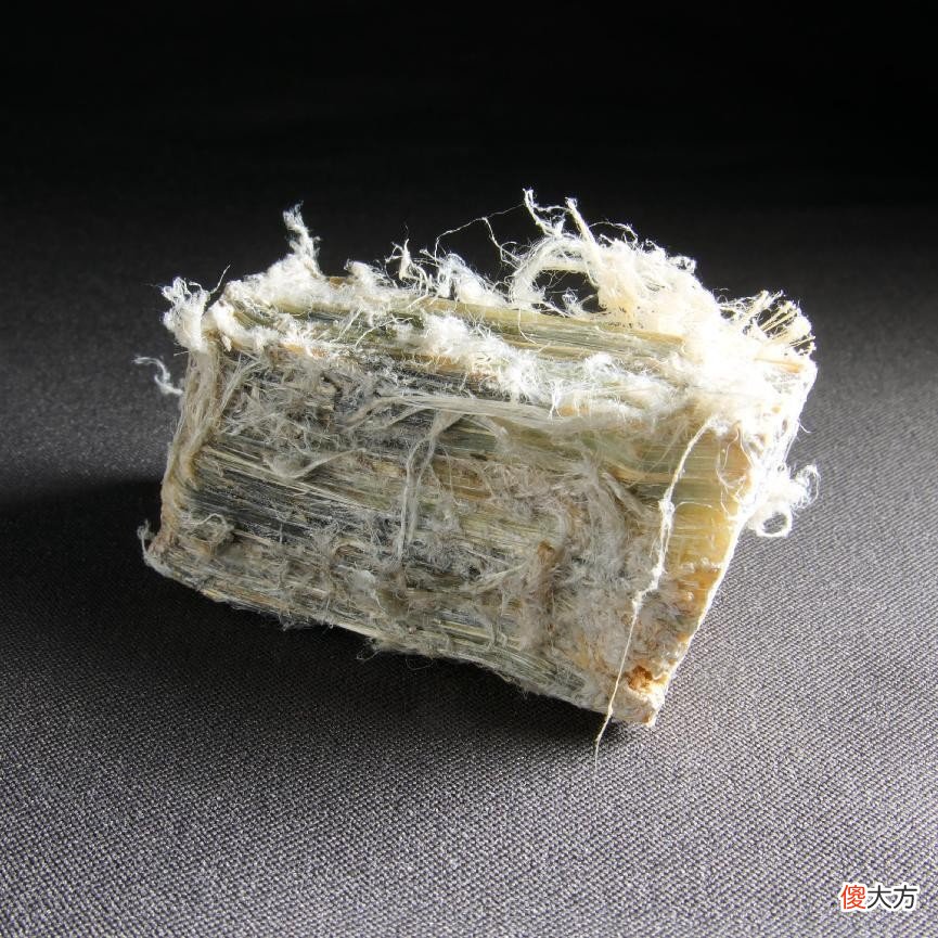 农村瓦房的石棉 石棉瓦房子图片农村