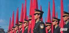 【历史故事】中国公安队伍换发白衬衫,2000年,什么级别干警才能使用?