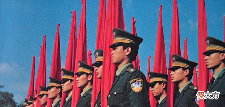 【历史故事】中国公安队伍换发白衬衫,2000年,什么级别干警才能使用?