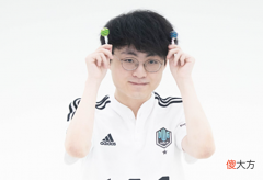 【游戏迷】许秀回来了!超高胜率登顶韩服!Nuguri真是DK的救星!