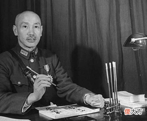 【历史故事】老蒋囚禁了张学良半个世纪，直到临死前才向儿子吐露原因