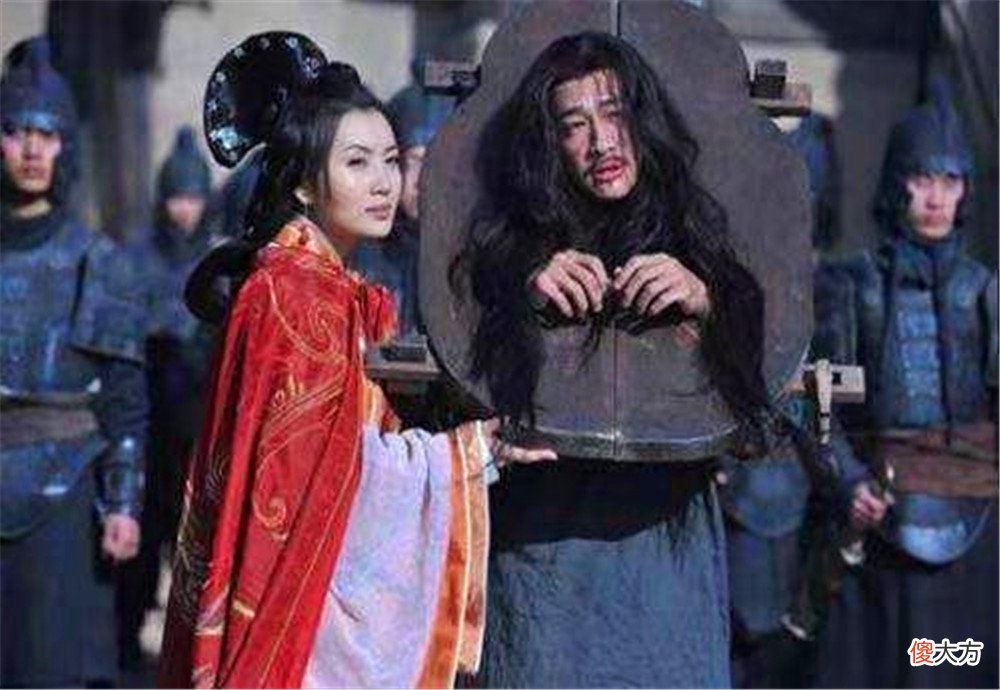 【历史故事】曹操本可以收服驾驭吕布，为何还要杀了他？只因形势所迫不敢冒险