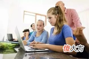 与青春期孩子吵架后，如何修复亲子关系？有个万能“填坑”法，太管用了