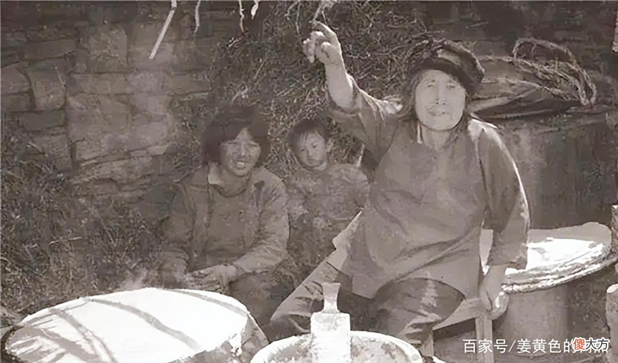 【爱历史】1986年，山东女子晁正坤“称帝”，收童男组后宫，被联防队员剿灭