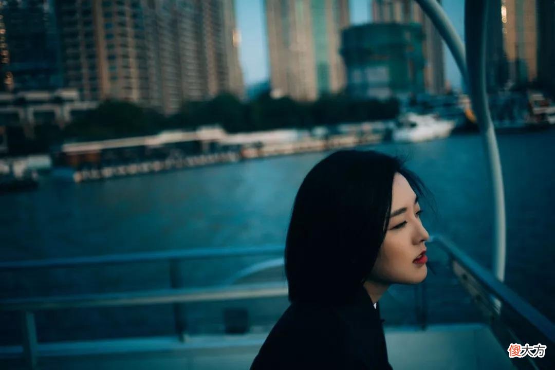 不必交谈的时刻 不必交谈的时刻简介