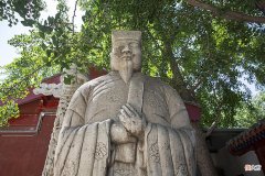 【爱历史】明朝的文官集团有多猛！他在金殿上打死了锦衣卫指挥使