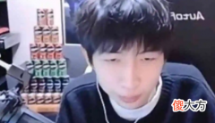 【游戏世界】王者荣耀：小超梦一手鳄鱼吊打猴子，不愧是虎牙第一上单主播！