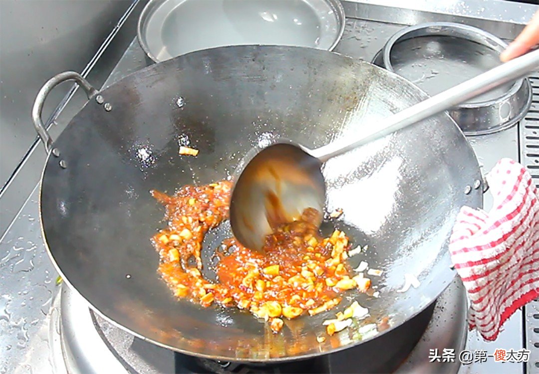鱼香肉丝怎么做好吃 鱼香肉丝怎么做好吃又简单