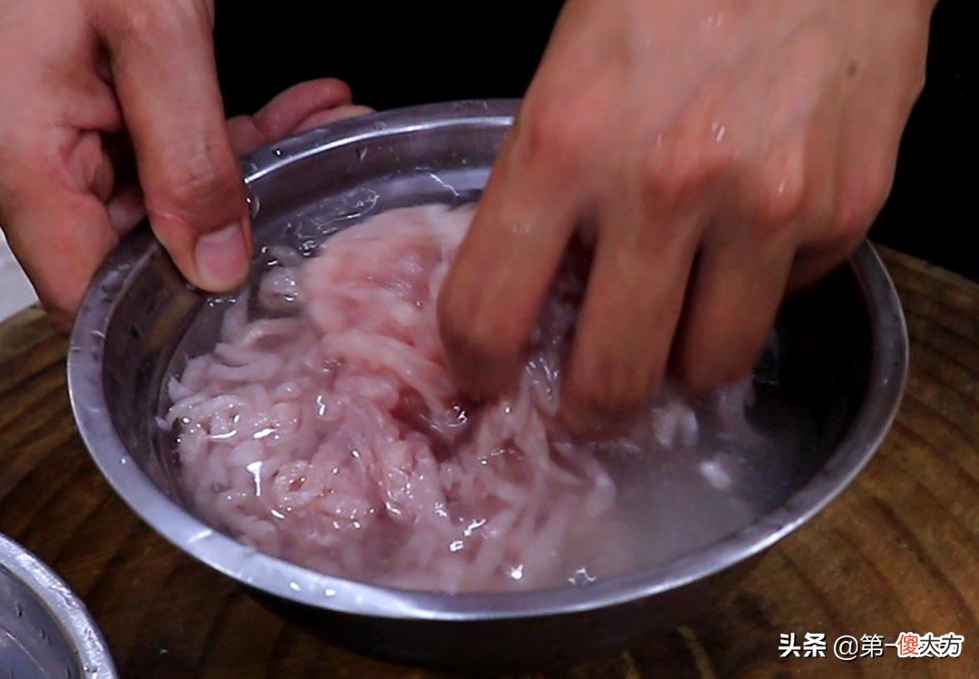 鱼香肉丝怎么做才好吃 鱼香肉丝怎么做来好吃