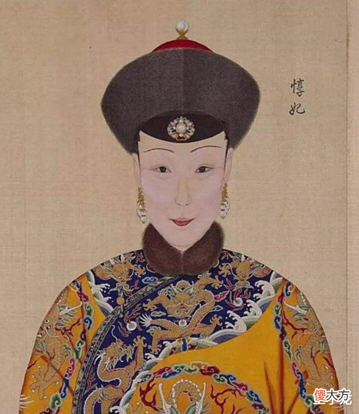 【历史故事】17岁少女爬上龙床,为65岁乾隆生下幼女,临终时却无人搭理