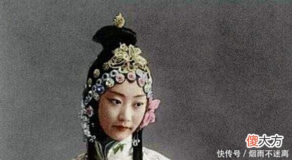 【历史故事】她作为溥仪的小姨子，却一生未嫁，原因是意中人就是姐夫！