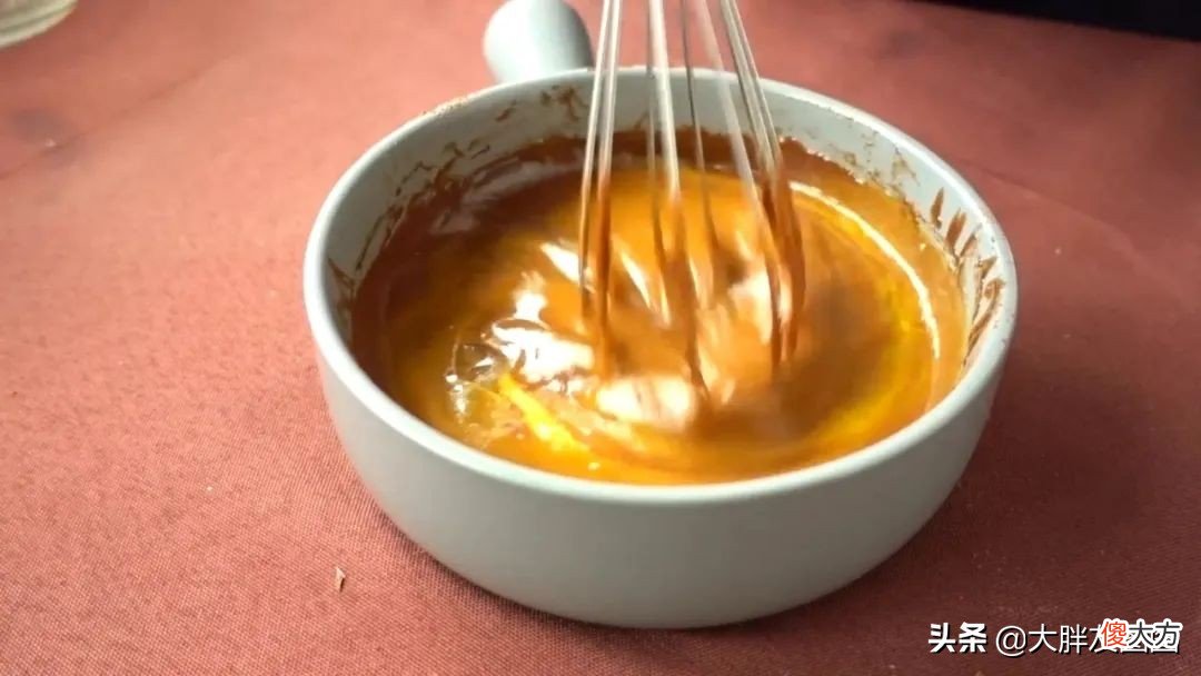 特浓郁的巧克力古典蛋糕 美味的巧克力蛋糕