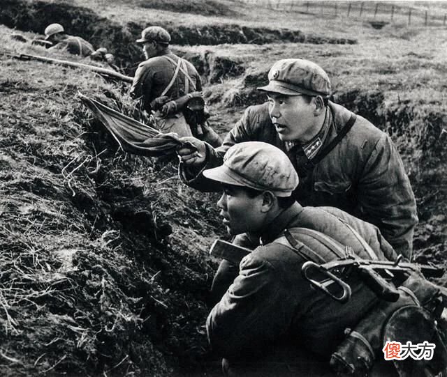 【历史故事】侦察参谋赴缅甸，遭土匪抢亲，女匪放一马：酒量不行，你走吧！