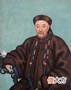 李秀成攻破杭州，见王有龄干瘪的尸身后肃然起敬，胡雪岩：天亡我