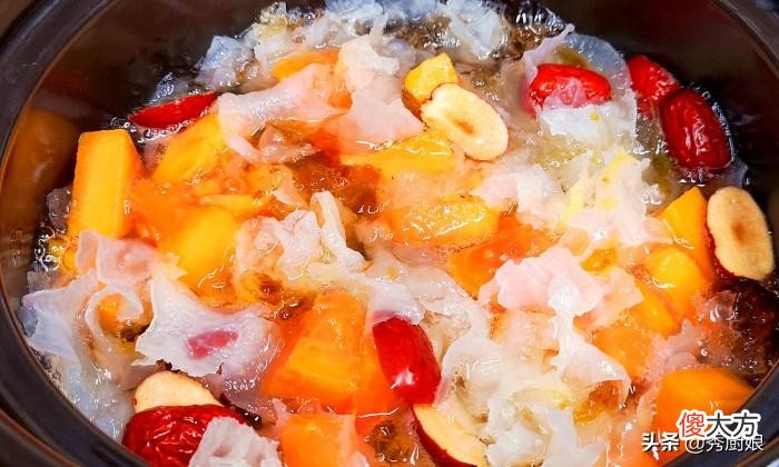 自制苹果红枣银耳汤 红枣苹果银耳汤怎么做