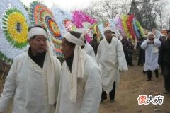 丧事份子钱一般给多少最适合