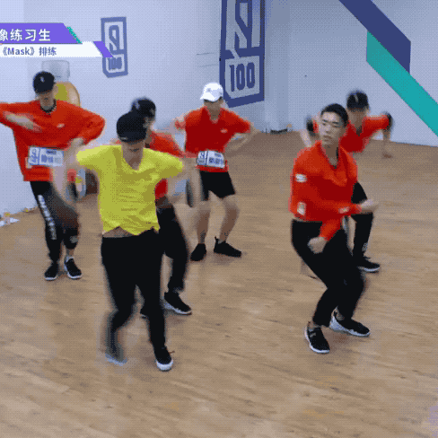 舞蹈界扛把子张艺兴的最新舞台 最新张艺兴舞蹈表演
