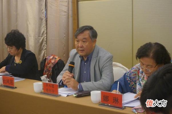 【爱历史】国外发现断崖石刻，因不识文字只能求助中国，专家解读后：这次终于对上了