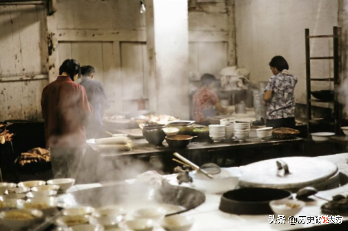 中国第一位办手机号码的人 中国第一个办手机号的人
