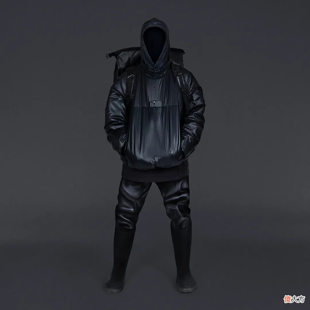 【就爱时尚】侃爷疯狂整活！巴黎世家 x YEEZY x GAP 发售信息泄露！
