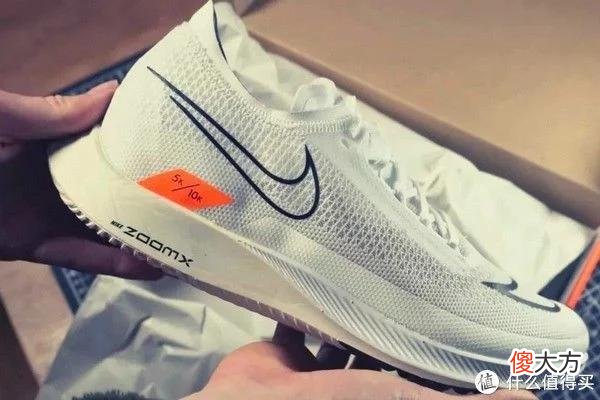 【就爱时尚】新玩法？新趋势？运动品牌的2022年原来都在这么玩！