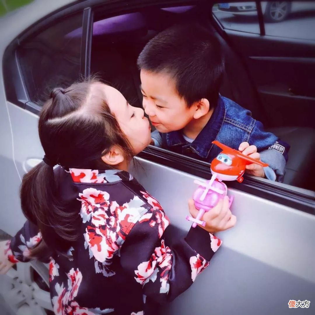 12张照片看完飙泪：最爱惹你生气的宝宝，其实最爱你