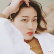 【时尚一点】后悔没早知道！6个亲测有效的化妆经验，少走5年弯路