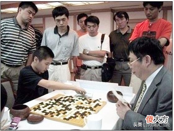 聂卫平棋圣著名的三次讲棋被喷 聂卫平被授予棋圣