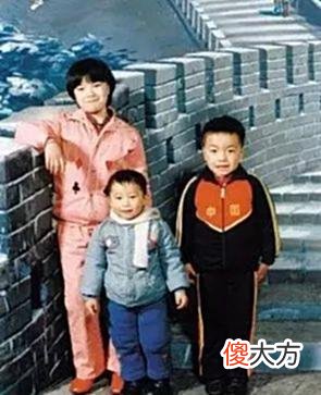 【爱历史】八十年代老照片，80后、80后父母的满满回忆，每一张都有故事