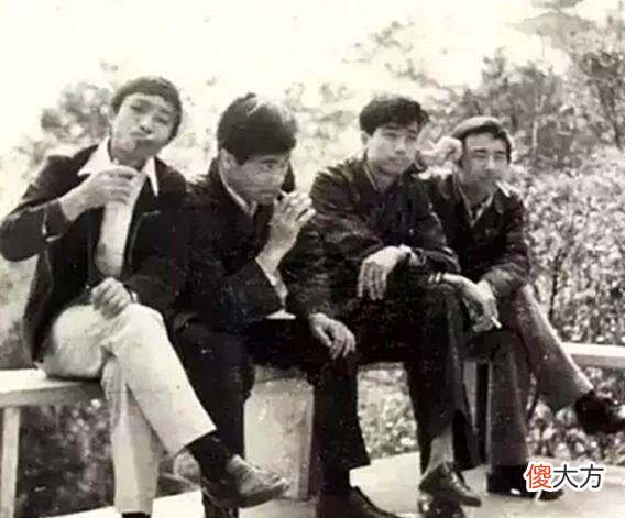【爱历史】八十年代老照片，80后、80后父母的满满回忆，每一张都有故事