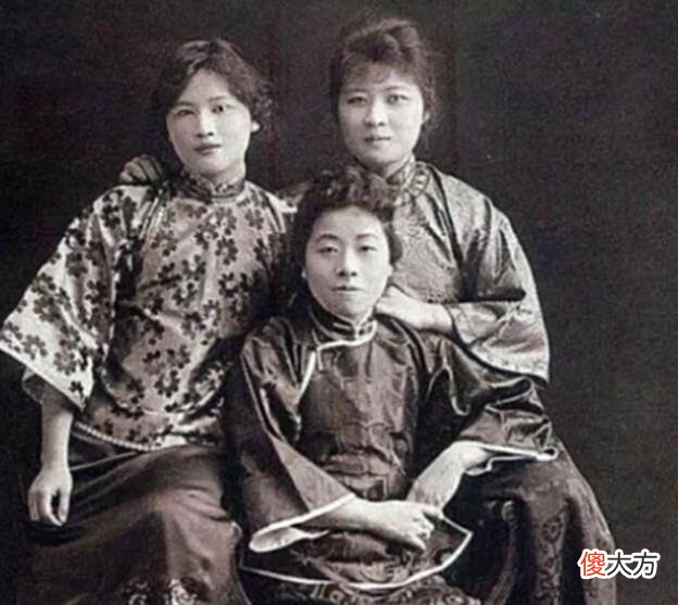 【历史故事】宋美龄和宋庆龄为何没有孩子？原因几乎一样，让人心酸不已