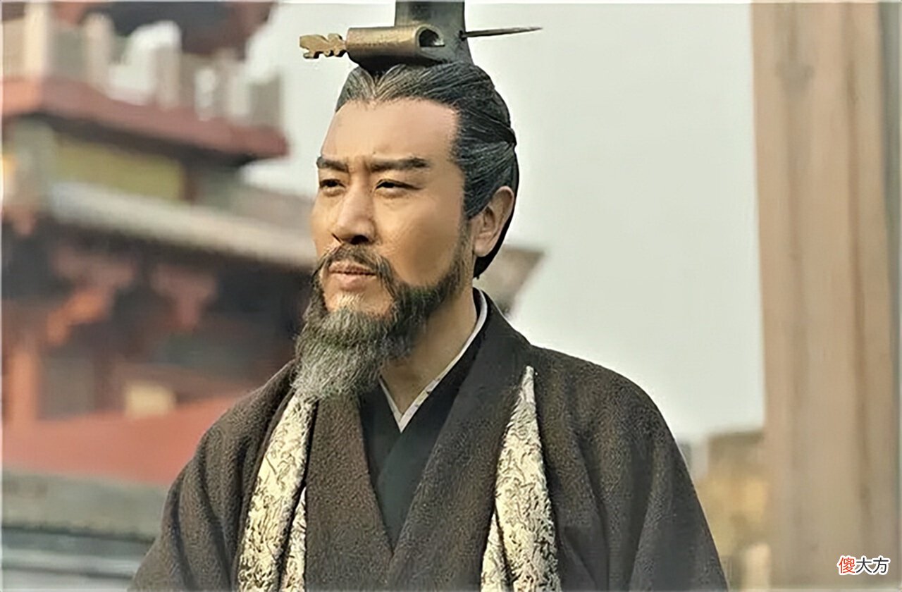 【历史故事】曹操处决杨修后，故意问其父为何瘦了，杨彪回怼一句话让曹操无言