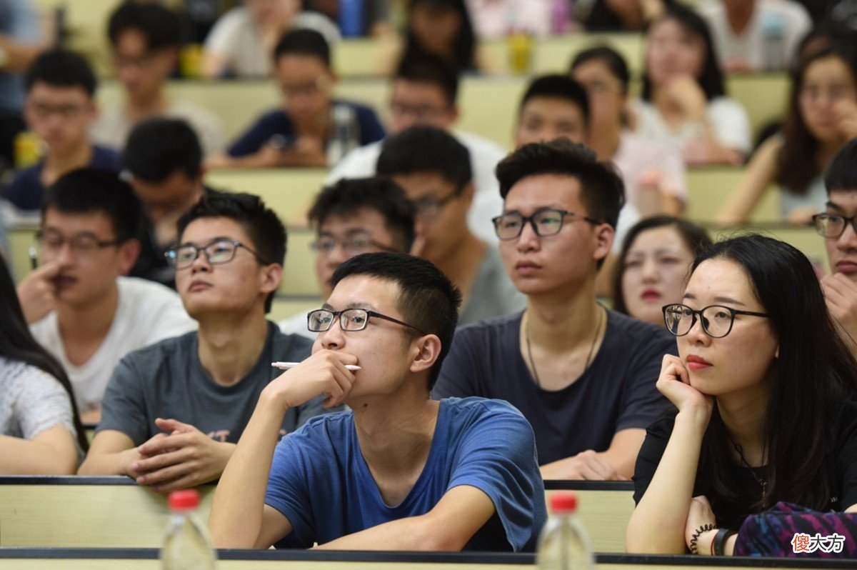 刚进入大学的学生有必要买笔记本电脑吗 大学生有必要买笔记本电脑吗?
