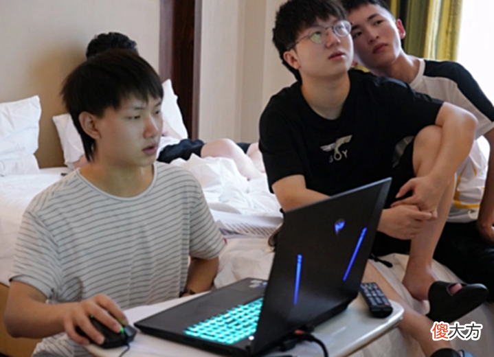 【游戏迷】狼队要解体了,中辅是保不住了,今屿却能继续稳坐首发位置