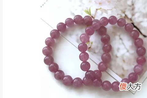 佩戴粉水晶招桃花是真的么