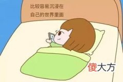 孩子沉迷手机，家长怎么办？有一套方法，既能解决问题，又能赢得孩子的心