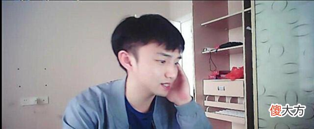 【游戏世界】狼队败给ES之后,耀扬履行承诺转行CF主播!结果人气反应太真实