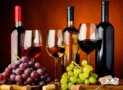 葡萄酒怎么喝美容养颜 葡萄酒养颜泥膜的效果