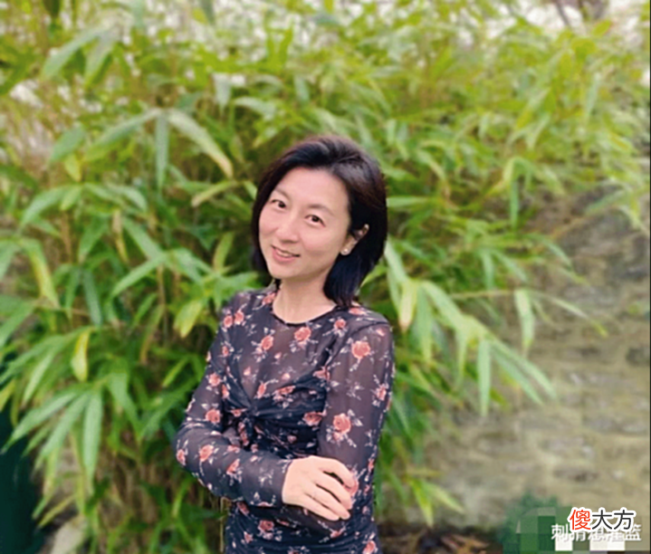 【爱历史】80后空姐的自述:面试约旦空姐时被惊到,爆炸头、渔网袜应有尽有