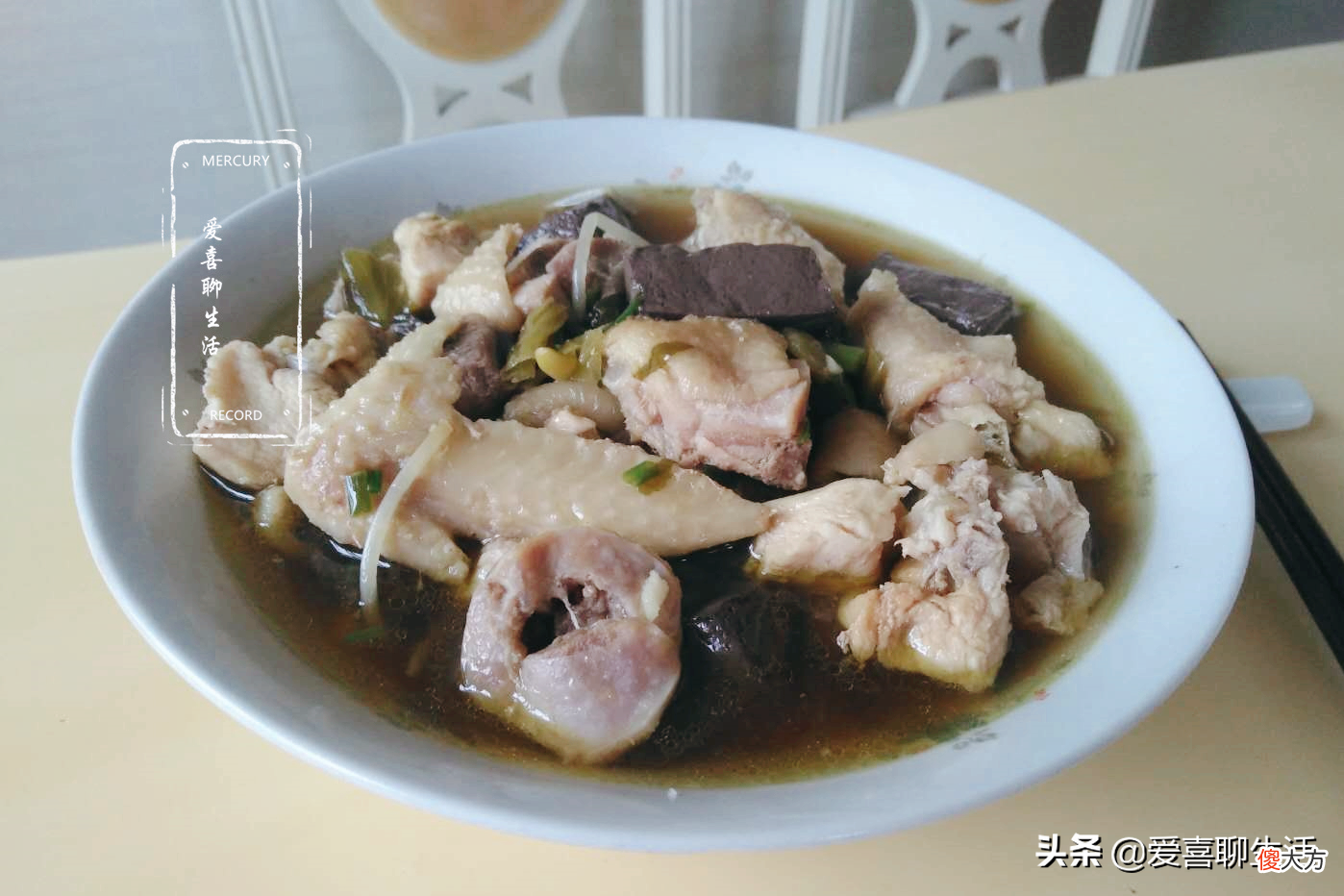鸡肉搭配这几种食材一起炖 鸡肉搭配什么炖