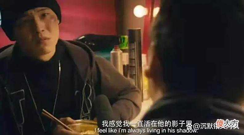 【游戏世界】有这样的一件装备一直活在屠龙的影子里你知道吗？