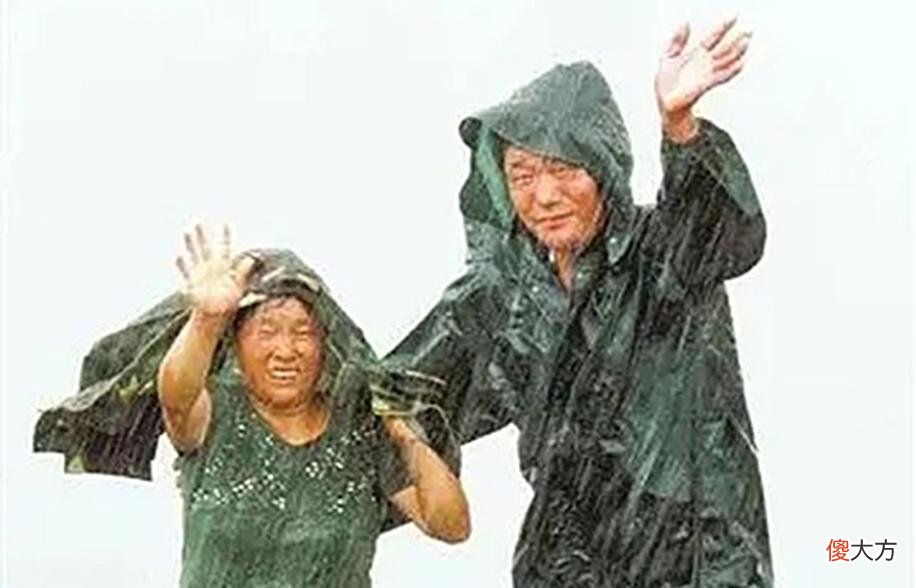【爱历史】江苏夫妻驻守黄海孤岛32年，黑夜里喝酒壮胆，无电无淡水年薪5千
