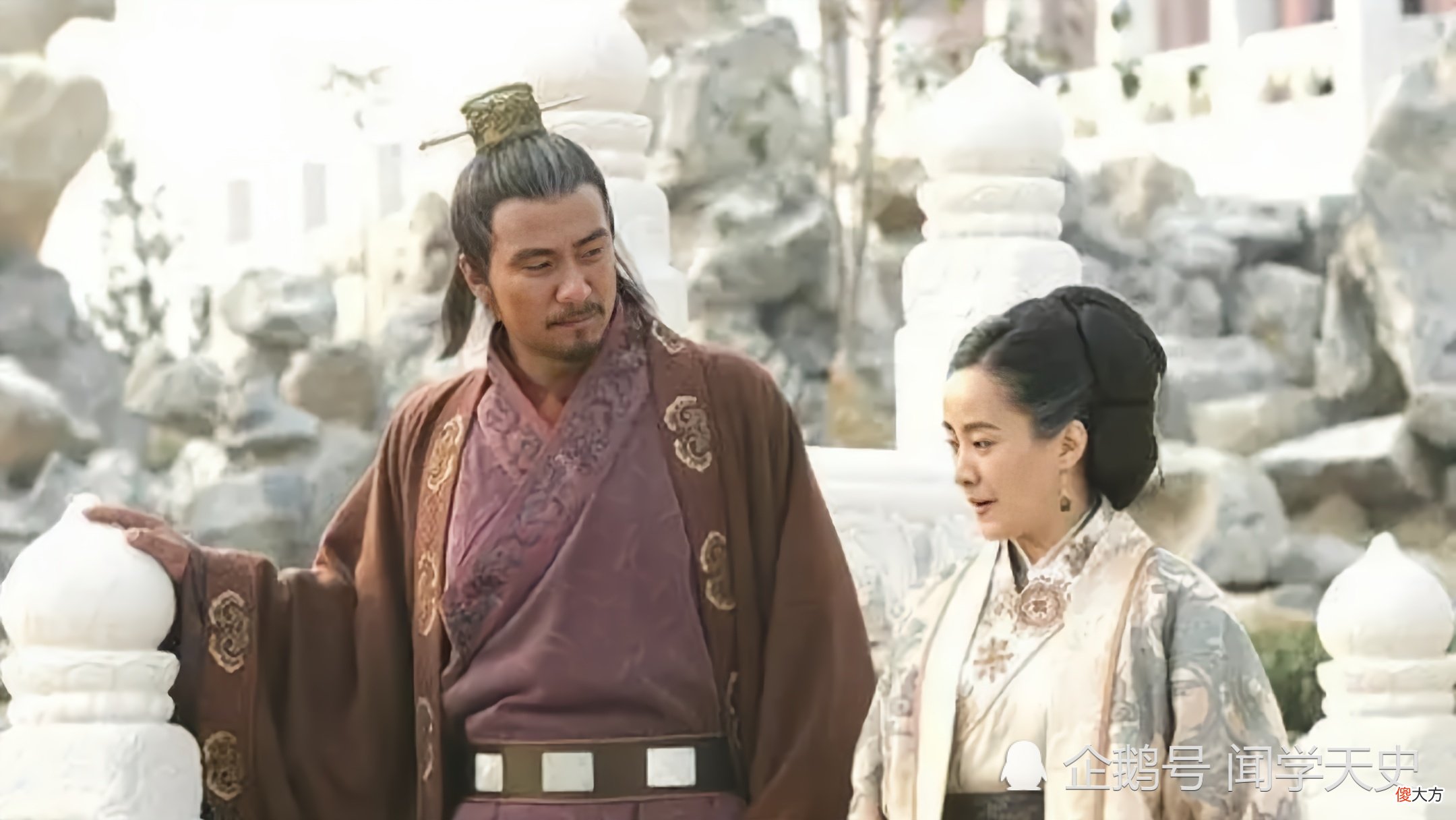 【历史故事】朱元璋称帝的时候，父母和兄弟姐妹都不在了，他还有哪些亲戚在世？