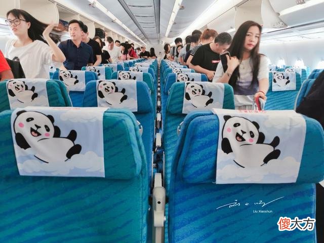 在飞机上可以玩手机吗 在飞机上可以玩手机吗2021